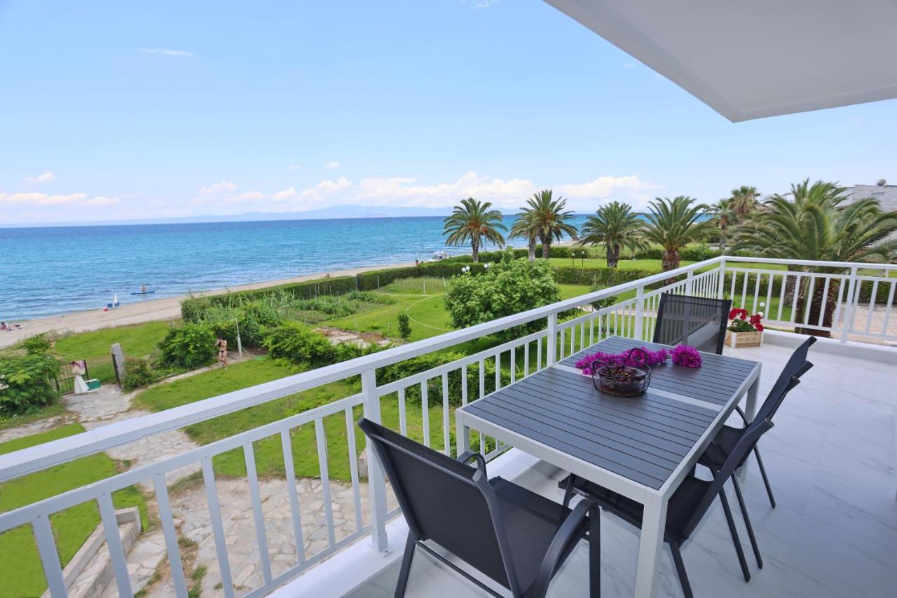 Beach Front Casa Elena 卡尼奥提 外观 照片