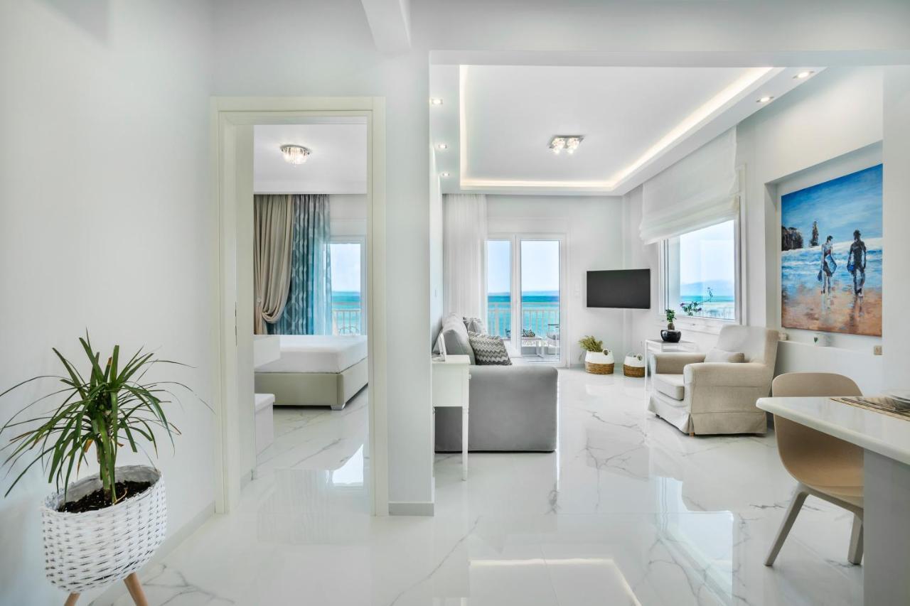 Beach Front Casa Elena 卡尼奥提 外观 照片