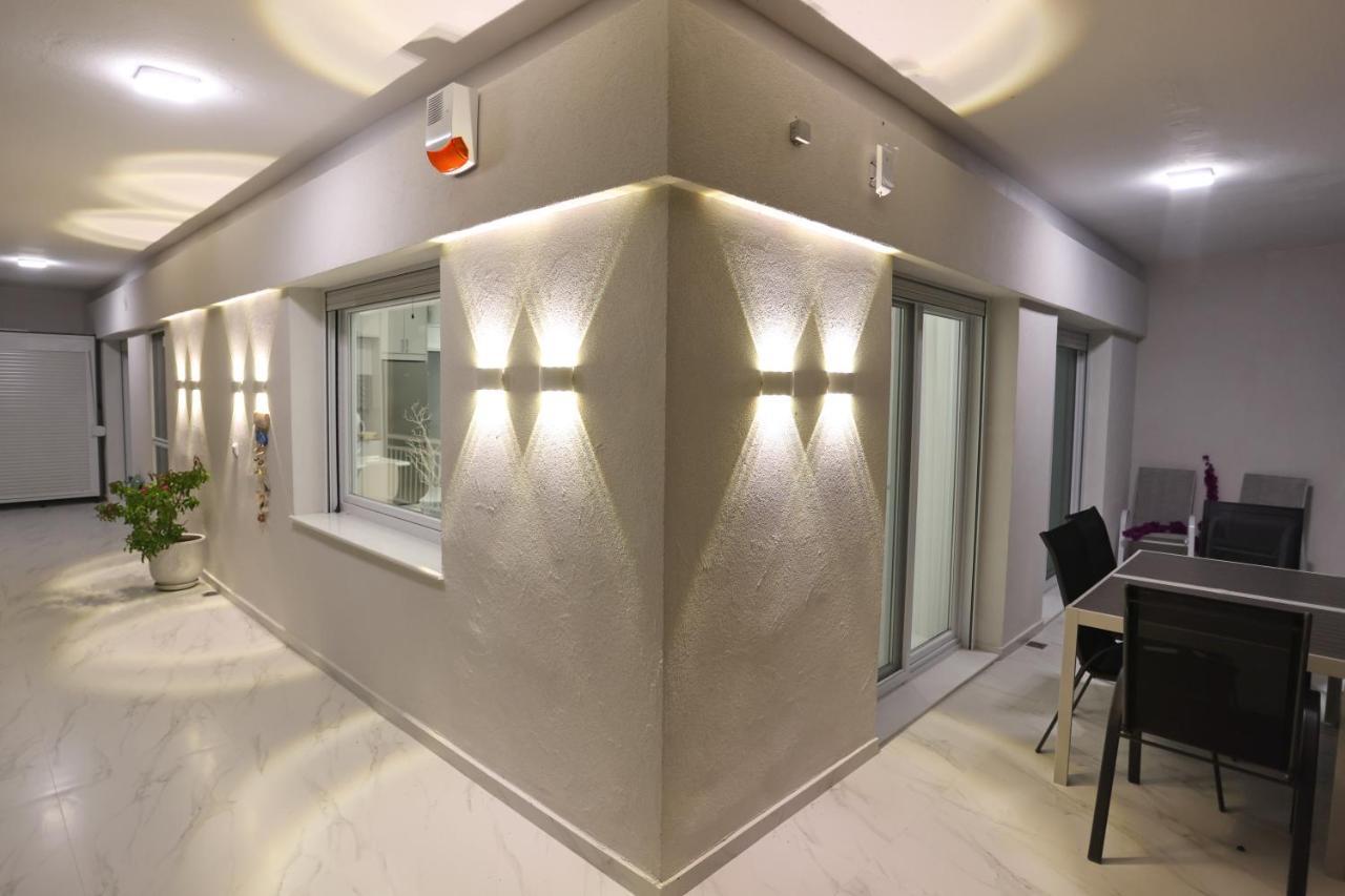 Beach Front Casa Elena 卡尼奥提 外观 照片