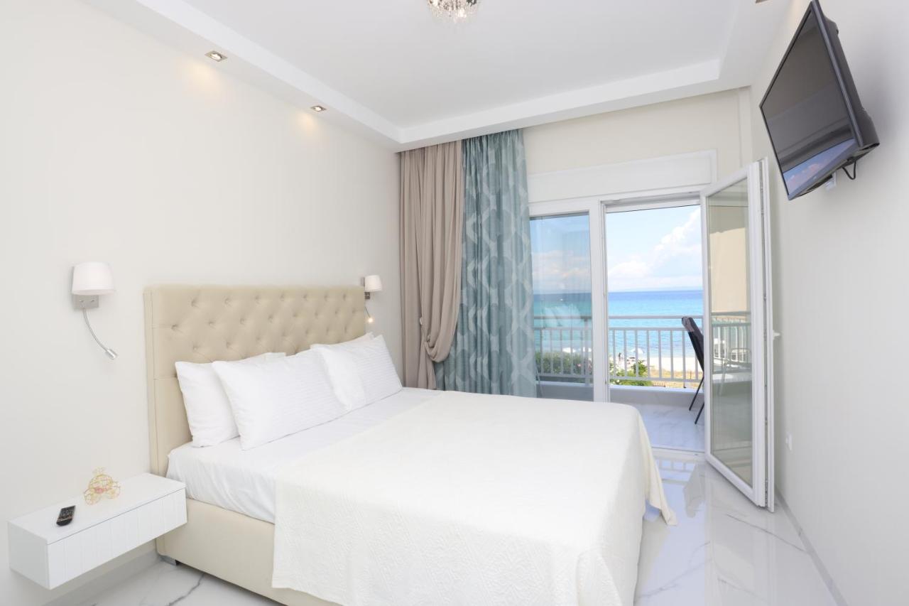 Beach Front Casa Elena 卡尼奥提 外观 照片